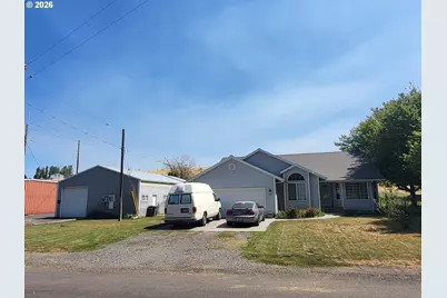 401 Dewey St, Moro, OR 97039 - Photo 1