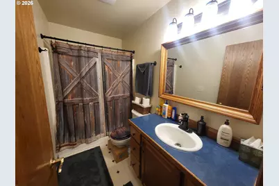 401 Dewey St, Moro, OR 97039 - Photo 13