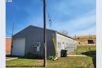 401 Dewey St, Moro, OR 97039 - Photo 3