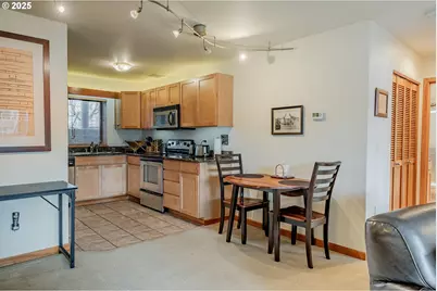 606 NW Naito Pkwy #A11, Portland, OR 97209 - Photo 9