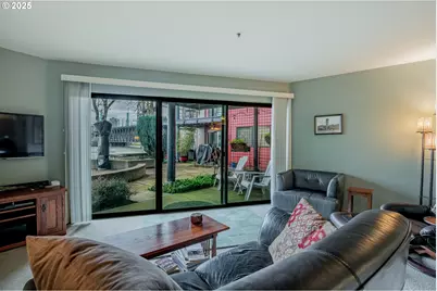 606 NW Naito Pkwy #A11, Portland, OR 97209 - Photo 5