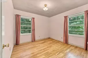 2211 SW Martha St, Portland, OR 97239 - Photo 23