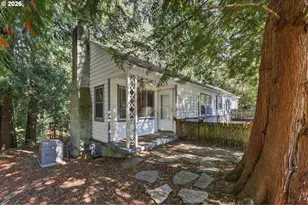 2211 SW Martha St, Portland, OR 97239 - Photo 11