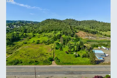 3314 NE Diamond Lake Blvd, Roseburg, OR 97470 - Photo 19