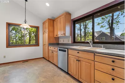 12528 SE Imperial Crest St, Happy Valley, OR 97086 - Photo 11