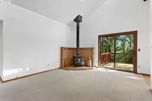 12528 SE Imperial Crest St, Happy Valley, OR 97086 - Photo 17