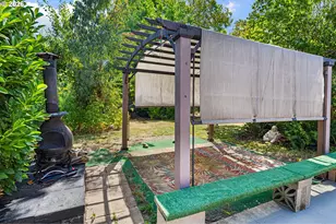 667 Archie St, Eugene, OR 97402 - Photo 35