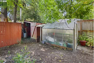 667 Archie St, Eugene, OR 97402 - Photo 39