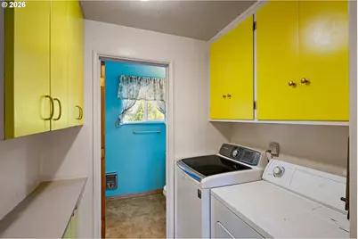 667 Archie St, Eugene, OR 97402 - Photo 21