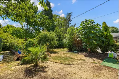 667 Archie St, Eugene, OR 97402 - Photo 43