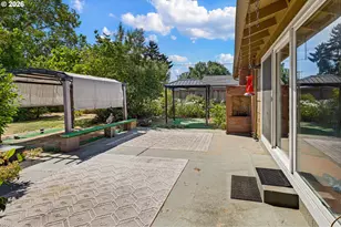 667 Archie St, Eugene, OR 97402 - Photo 33
