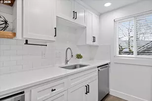 12642 NW Barnes Rd, Portland, OR 97229 - Photo 13