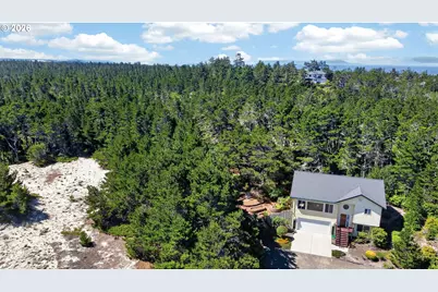 88548 Nautilus Ct, Florence, OR 97439 - Photo 33