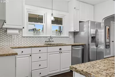 14053 SW 118th Ct, Portland, OR 97224 - Photo 13