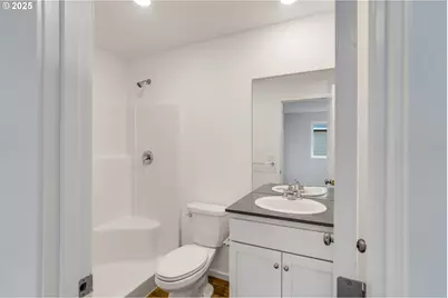 646 Minnesota St, Lebanon, OR 97355 - Photo 13