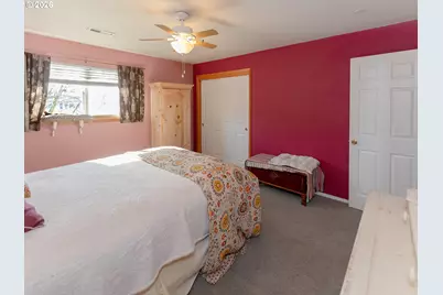 697 32nd St #5, Washougal, WA 98671 - Photo 29