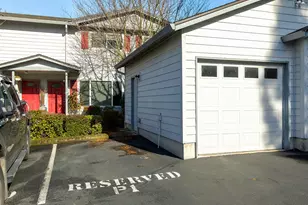 697 32nd St, Washougal, WA 98671 - Photo 3