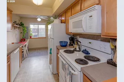 697 32nd St #5, Washougal, WA 98671 - Photo 15