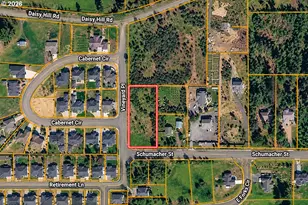 640 Schumacher St, Cave Junction, OR 97523 - Photo 1
