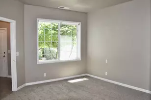 2063 Lake Wind Dr, Eugene, OR 97408 - Photo 17