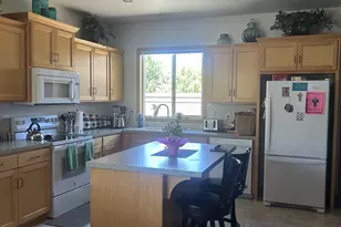 2063 Lake Wind Dr, Eugene, OR 97408 - Photo 7