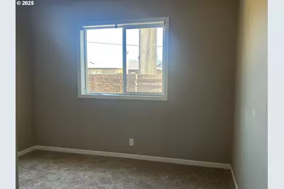 2063 Lake Wind Dr, Eugene, OR 97408 - Photo 25