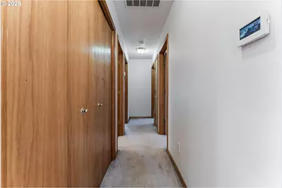 13826 SE Boise Ct, Portland, OR 97236 - Photo 13