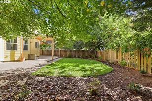 1242 34th Pl, Forest Grove, OR 97116 - Photo 35