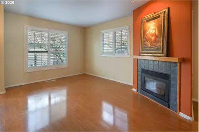 9348 SW Sutton Pl, Tigard, OR 97223 - Photo 7