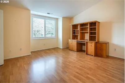 9348 SW Sutton Pl, Tigard, OR 97223 - Photo 17