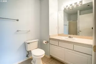 9348 SW Sutton Pl, Tigard, OR 97223 - Photo 21