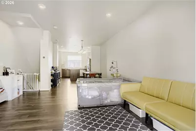 7452 NW Elise Ave, Portland, OR 97229 - Photo 9