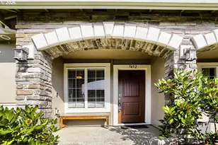 7452 NW Elise Ave, Portland, OR 97229 - Photo 3