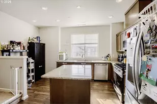 7452 NW Elise Ave, Portland, OR 97229 - Photo 15