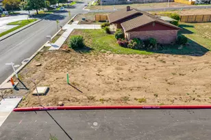 1491 S Fir St, Canby, OR 97013 - Photo 1
