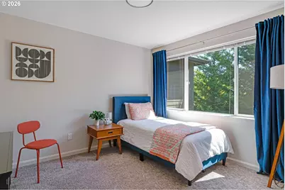 1905 NE Ainsworth St, Portland, OR 97211 - Photo 23