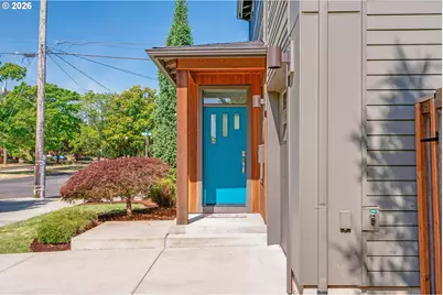 1905 NE Ainsworth St, Portland, OR 97211 - Photo 3