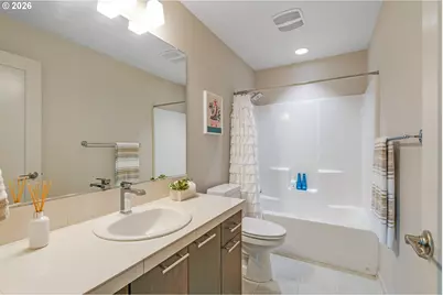 1905 NE Ainsworth St, Portland, OR 97211 - Photo 27