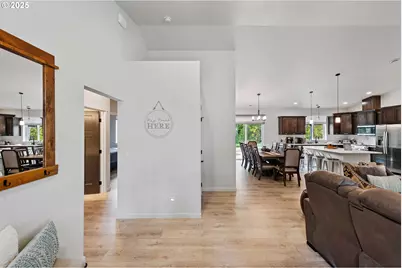 385 Pacific Dunes Dr, North Bend, OR 97459 - Photo 13