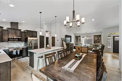 385 Pacific Dunes Dr, North Bend, OR 97459 - Photo 21