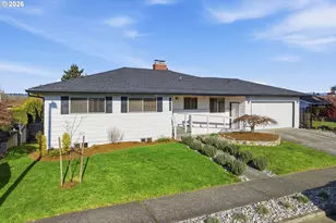 14205 NE Fremont Ct, Portland, OR 97230 - Photo 3