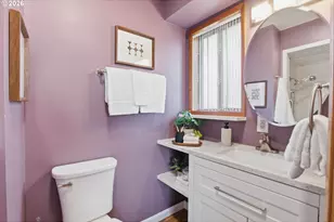 14205 NE Fremont Ct, Portland, OR 97230 - Photo 19