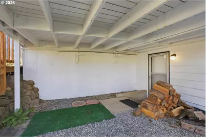 14205 NE Fremont Ct, Portland, OR 97230 - Photo 37