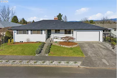 14205 NE Fremont Ct, Portland, OR 97230 - Photo 1
