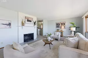 14205 NE Fremont Ct, Portland, OR 97230 - Photo 11