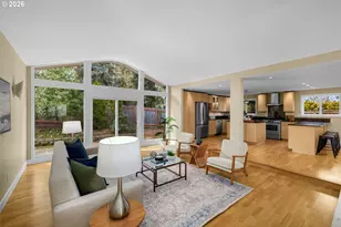 2641 SW Ridge Dr, Portland, OR 97219 - Photo 11