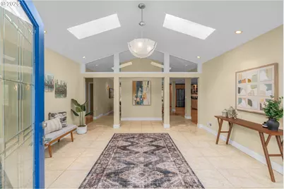 2641 SW Ridge Dr, Portland, OR 97219 - Photo 7