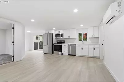 161 NW Freeman Ave, Hillsboro, OR 97124 - Photo 3