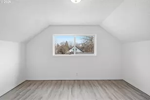 1565 E Main St, Hillsboro, OR 97123 - Photo 27