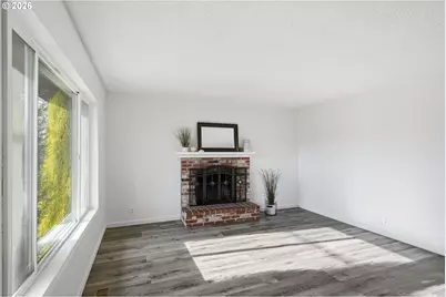 1565 E Main St, Hillsboro, OR 97123 - Photo 3